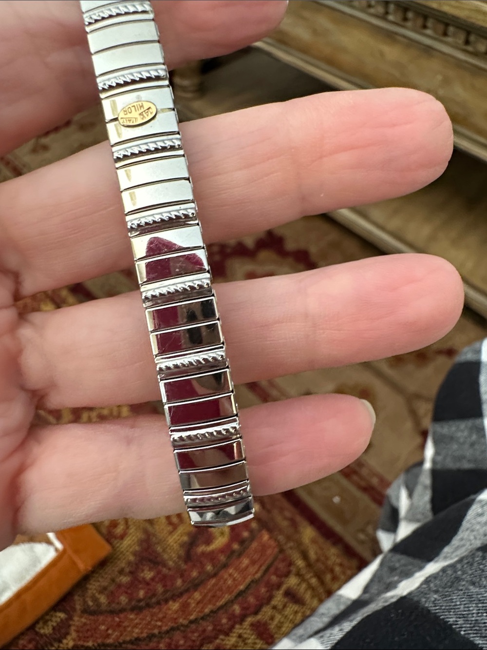 Two-Tone Silver and 14 it Gold Stretch Bracelet - Women Jewelry - Picture 4 of 6